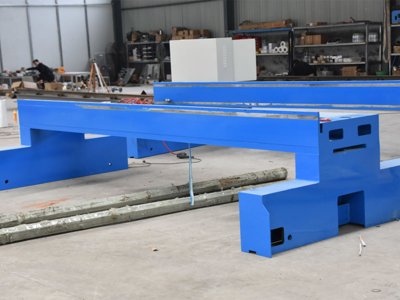 龍門式數(shù)控切割機(jī)之間的價格為何差異如此之大