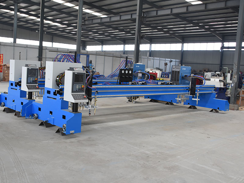 數(shù)控龍門式切割機(jī)