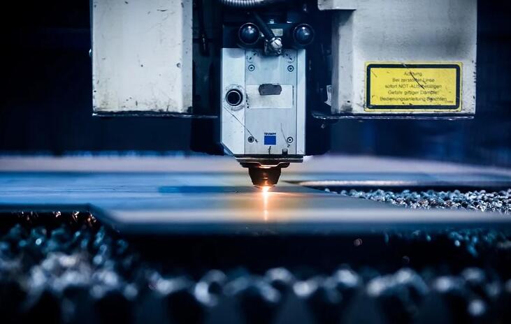 切割機(jī)手動(dòng)切割的操作步驟和方法